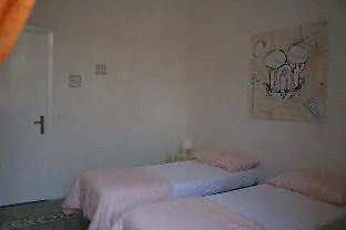 Hostel Urban Oasis