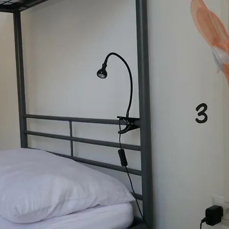 Urban Oasis Hostel *