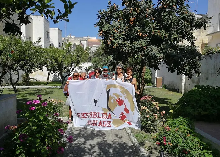 Urban Oasis אכסניה