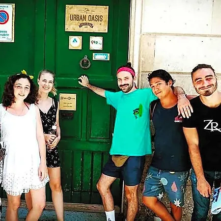 Urban Oasis Hostal Lecce
