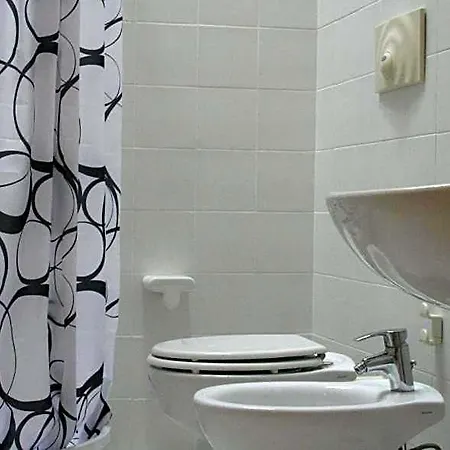 Urban Oasis Hostal