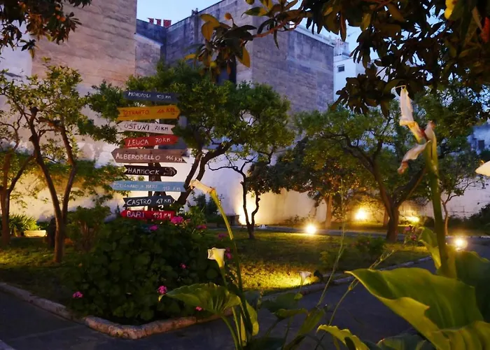 Vandrerhjem Urban Oasis Lecce