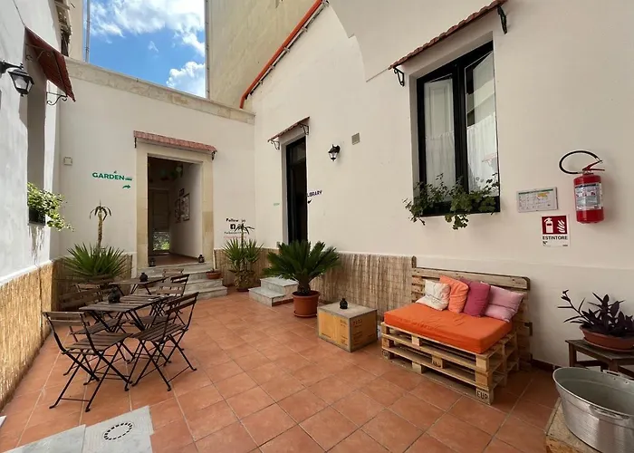 Vandrerhjem Urban Oasis Lecce