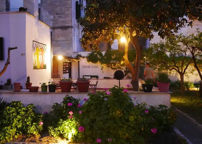 Urban Oasis Vandrerhjem *