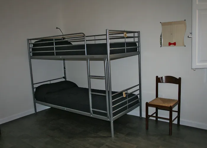 אכסניה Urban Oasis *