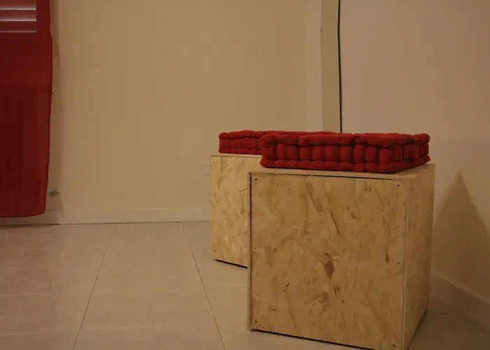 Urban Oasis אכסניה